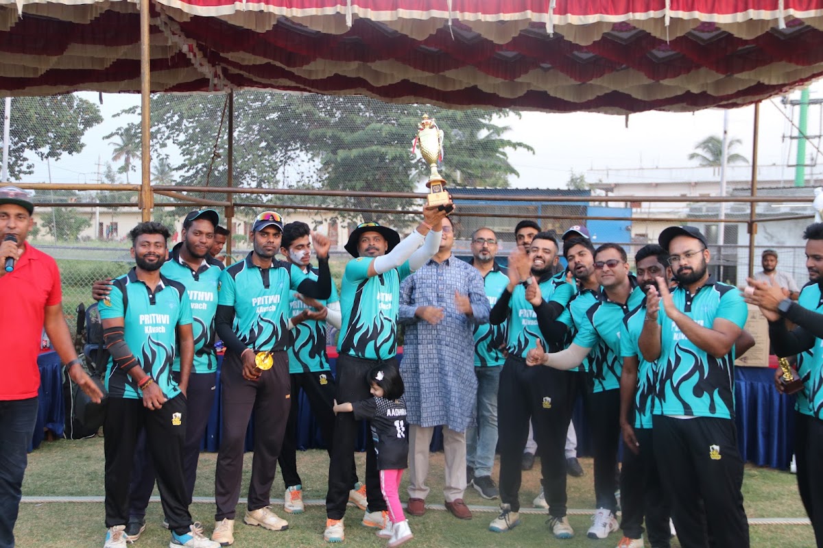 KPL 1 Champions Prithvi KAvach celebrating with trophy